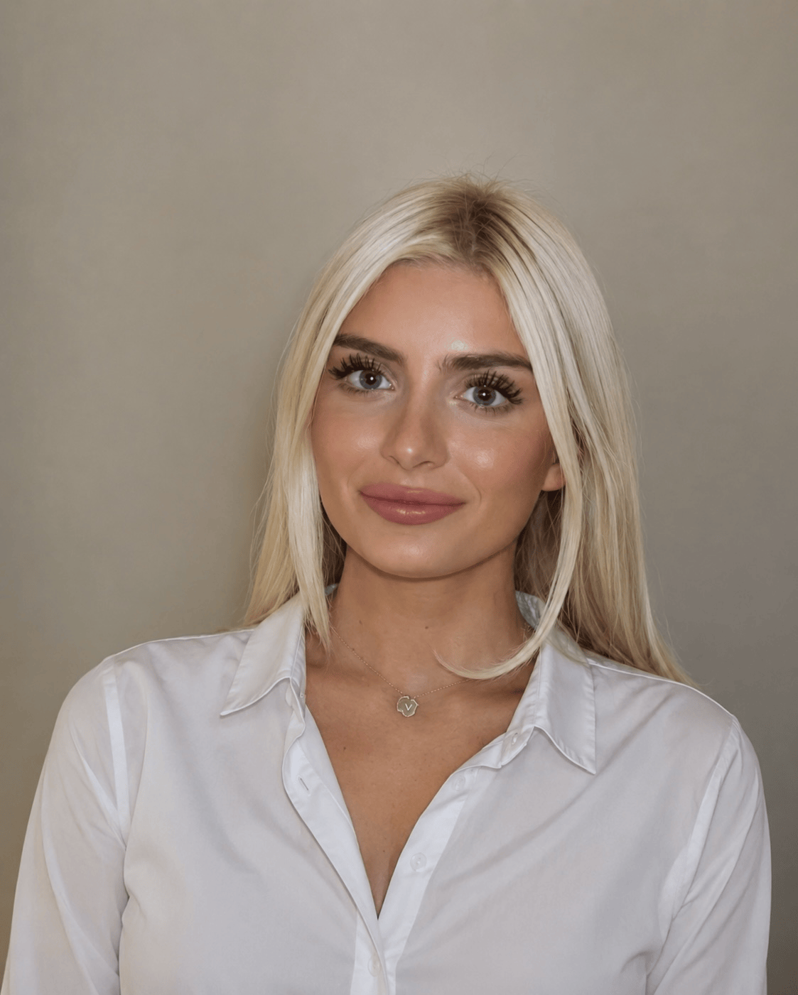 Sophie Kantis Headshot